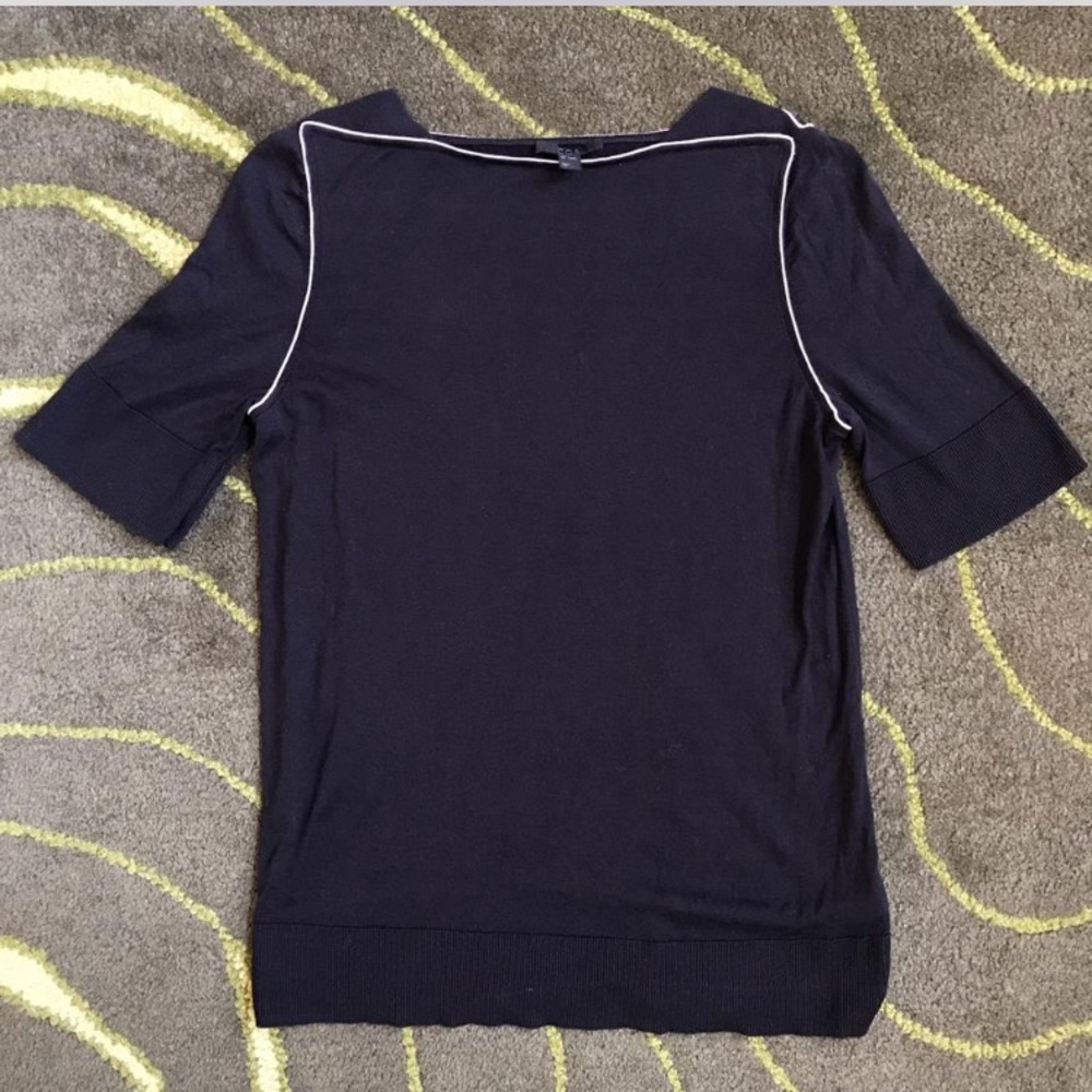 COS short sleeve knit top with contrast piping